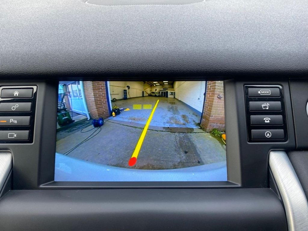 Used Land Rover Discovery Sport 2018 for sale - 77971588: Photo 15