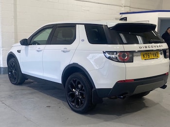 Used Land Rover Discovery Sport 2018 for sale - 77971588: Photo