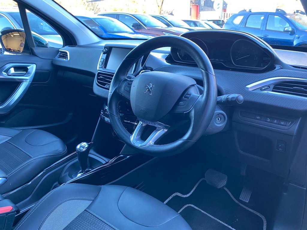 Used Peugeot 2008 2016 for sale - 76642769: Photo 16