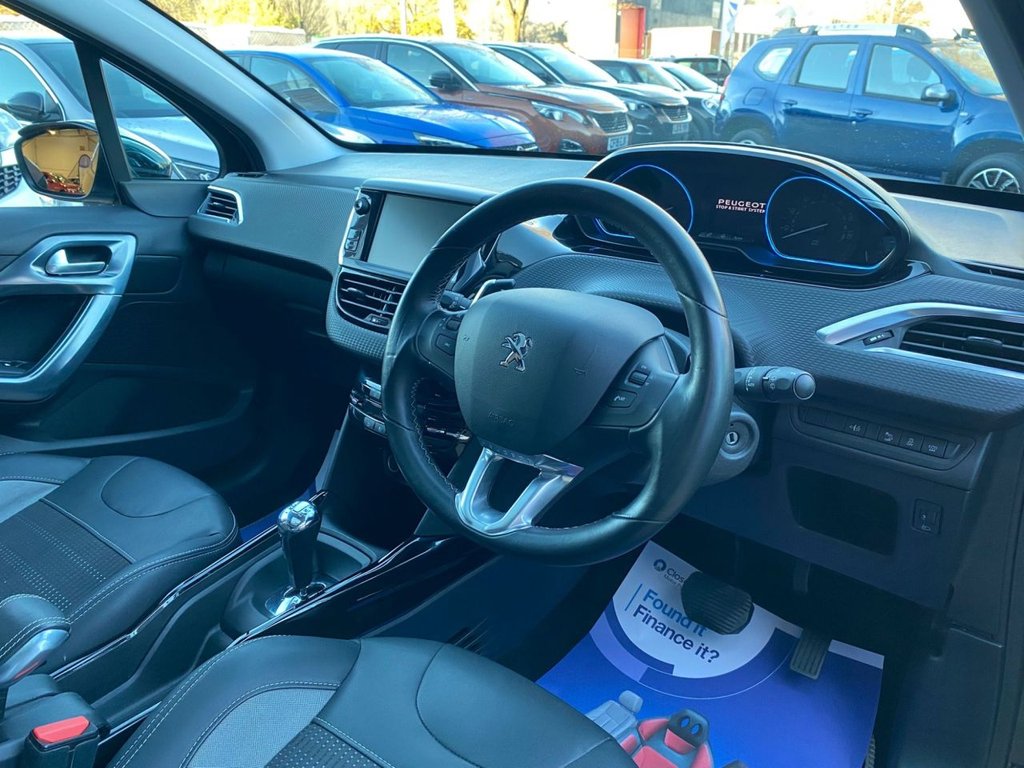 Used Peugeot 2008 2016 for sale - 76642769: Photo 2