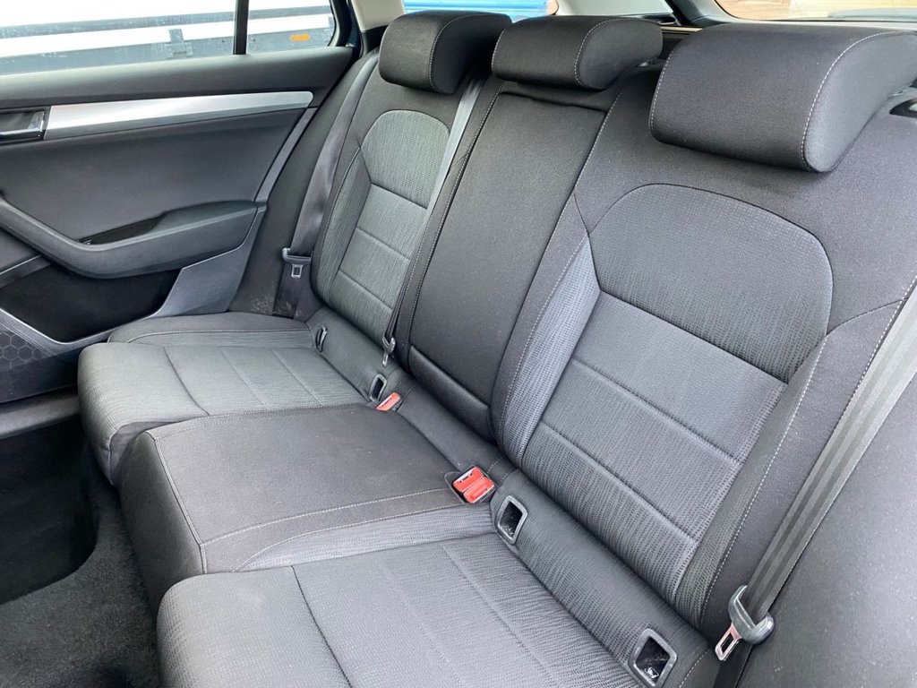 Used Skoda Superb 2018 for sale - 77200094: Photo 20