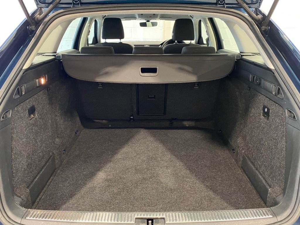 Used Skoda Superb 2018 for sale - 77200094: Photo 9