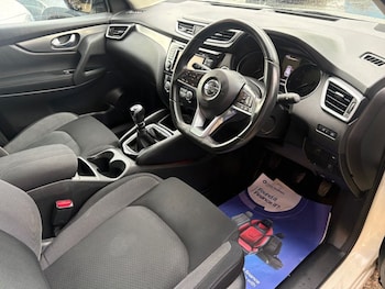 Used Nissan Qashqai 2018 for sale - 78533908: Photo