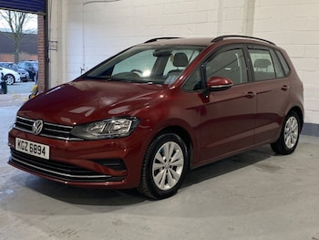 Used Volkswagen Golf SV 2018 for sale - 77667587: Photo