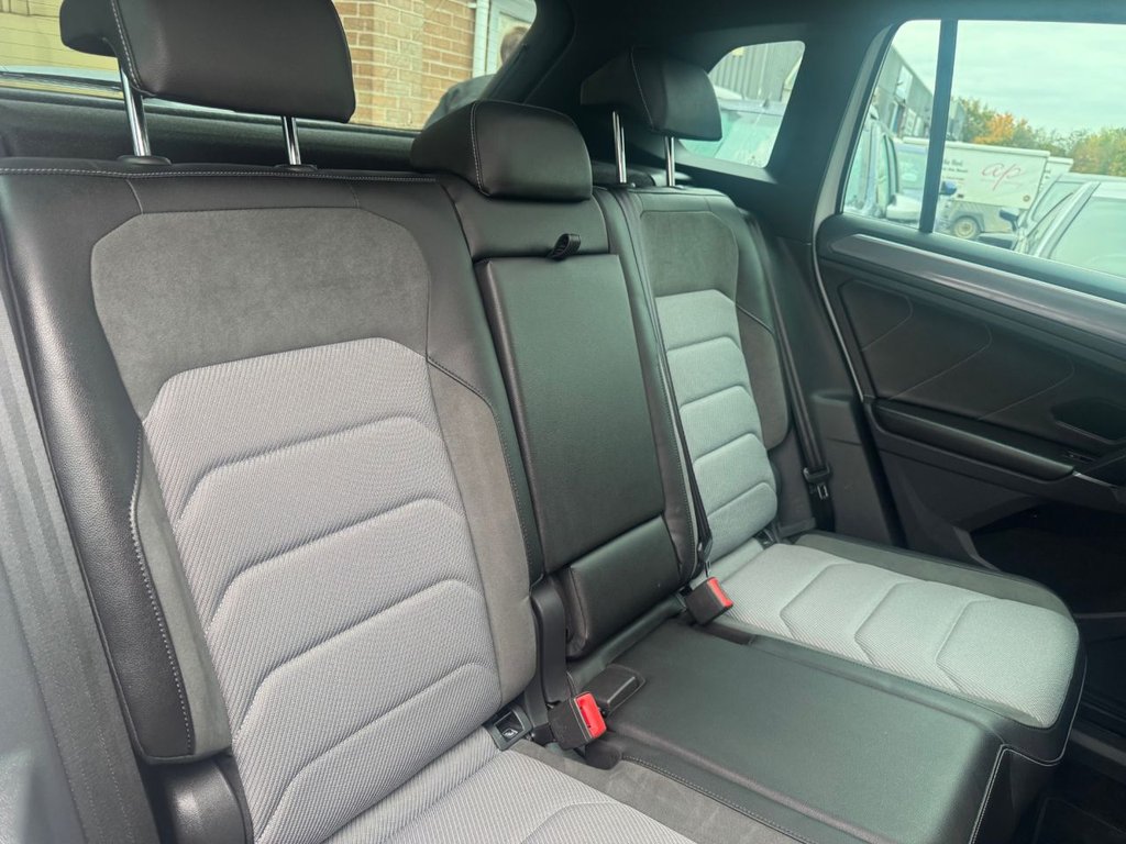 Used Volkswagen Tiguan 2018 for sale - 76604400: Photo 19