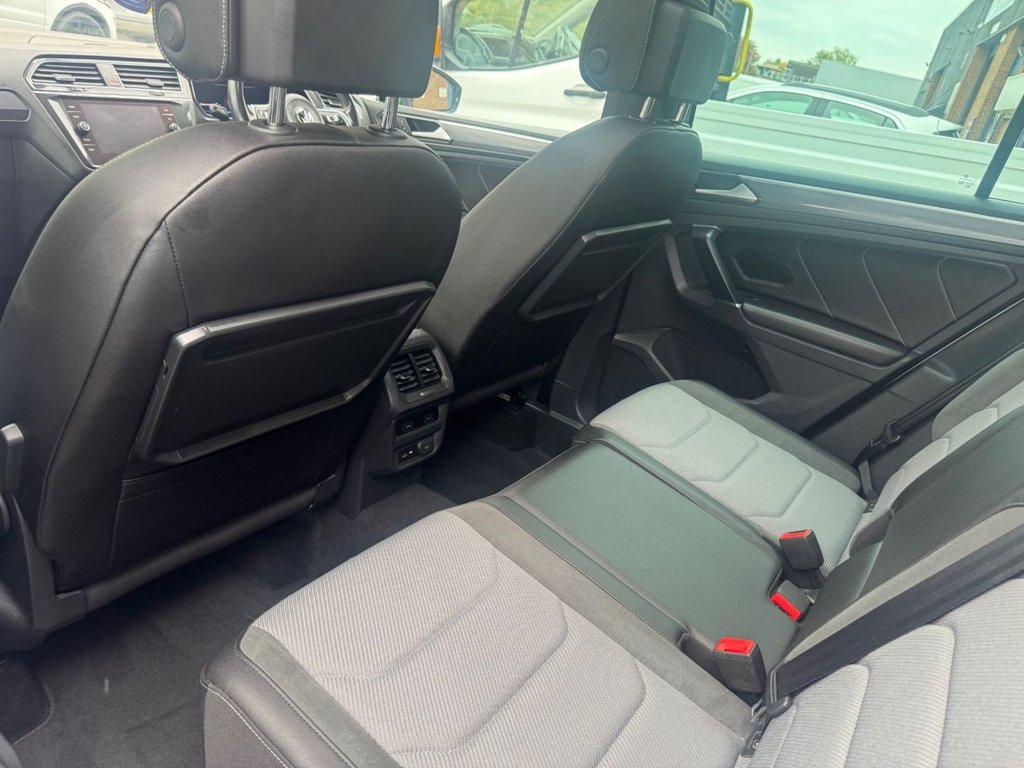 Used Volkswagen Tiguan 2018 for sale - 76604400: Photo 22
