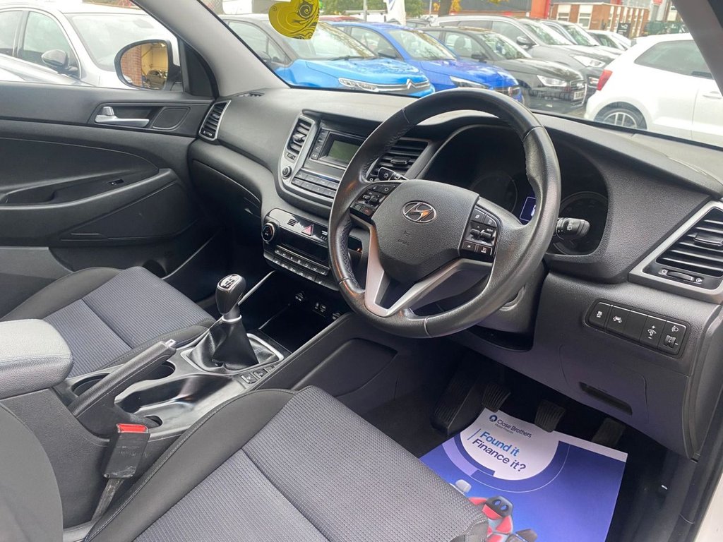 Used Hyundai TUCSON 2017 for sale - 76604480: Photo 2