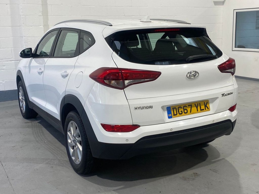 Used Hyundai TUCSON 2017 for sale - 76604480: Photo 3