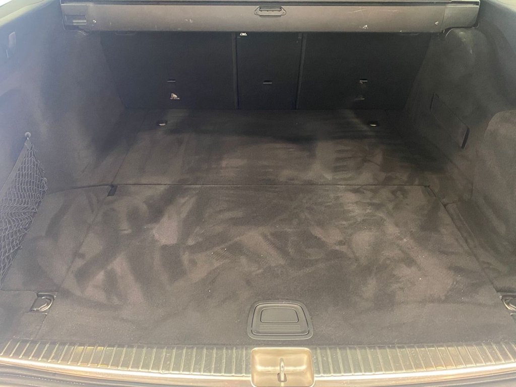 Used Mercedes-Benz E Class 2017 for sale - 77976724: Photo 11