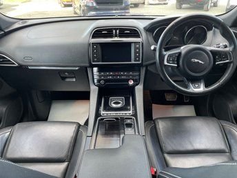 Used Jaguar F-Pace 2017 for sale - 76604562: Photo 12