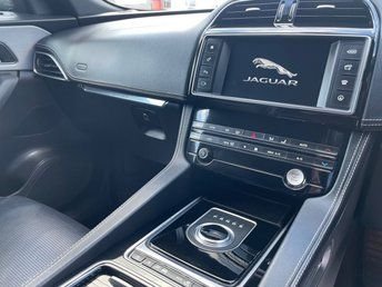 Used Jaguar F-Pace 2017 for sale - 76604562: Photo 13