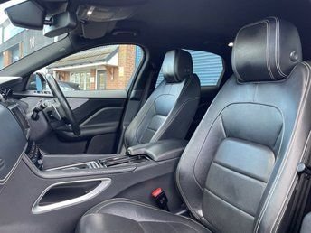 Used Jaguar F-Pace 2017 for sale - 76604562: Photo 18