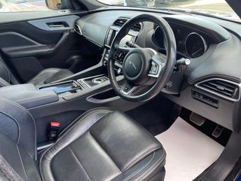 Used Jaguar F-Pace 2017 for sale - 76604562: Photo 2