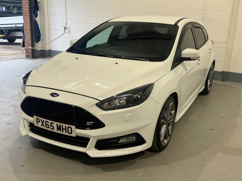 Used Ford Focus 2015 for sale - 76604386: Photo 5