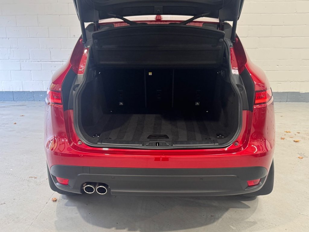 Used Jaguar F-Pace 2017 for sale - 76604513: Photo 11