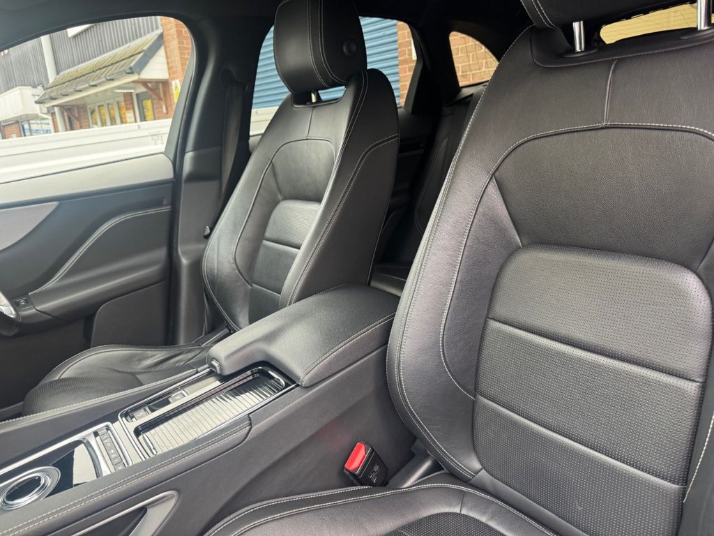 Used Jaguar F-Pace 2017 for sale - 76604513: Photo 15