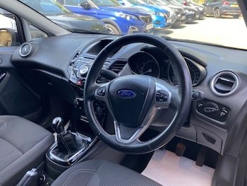 Used Ford Fiesta 2016 for sale - 79009150: Photo