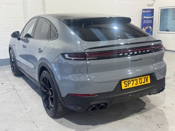 Used Porsche Cayenne 2023 for sale - 76788054: Photo