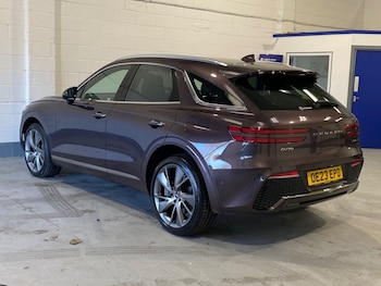 Used Genesis GV70 2023 for sale - 77227247: Photo