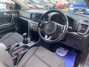 Used Kia Sportage 2017 for sale - 79384569: Photo