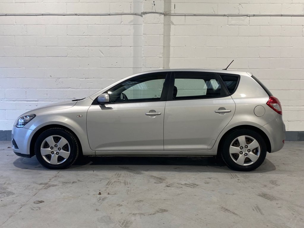 Used Kia Ceed 2012 for sale - 77226932: Photo 7