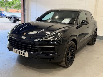 Used Porsche Cayenne 2018 for sale - 79394276: Photo