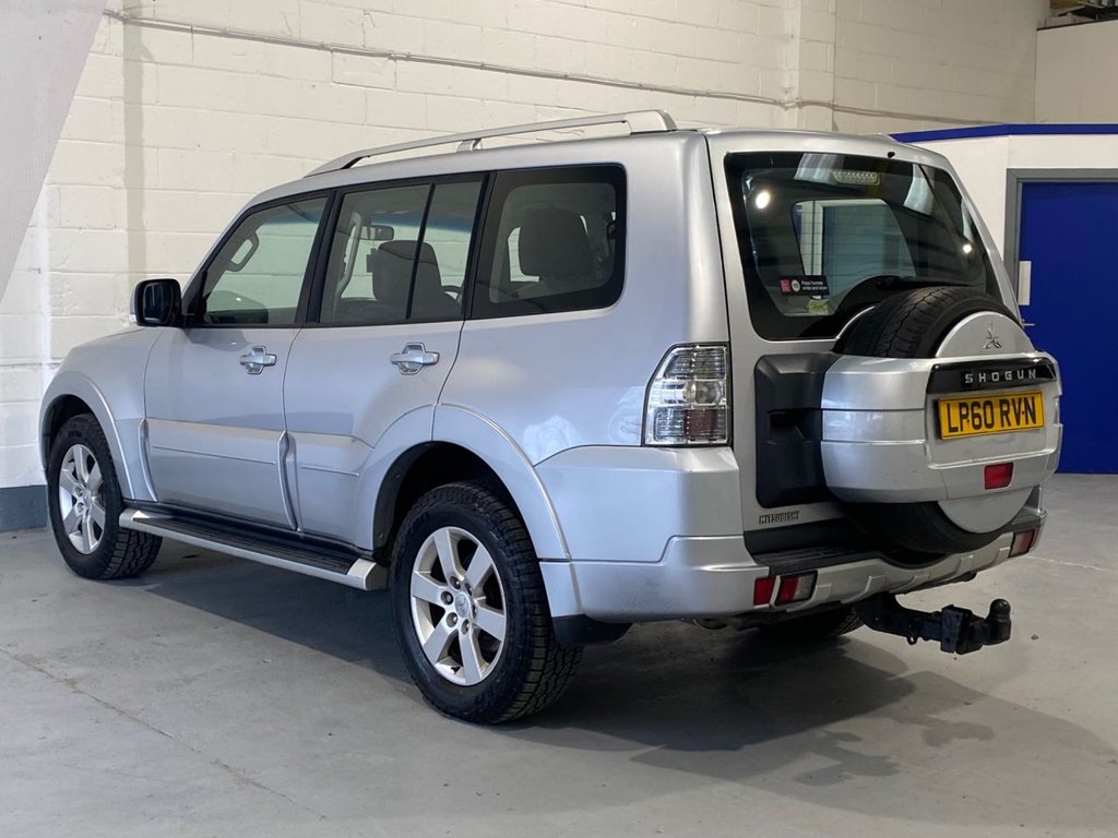 Used Mitsubishi Shogun 2010 for sale - 77780097: Photo 3