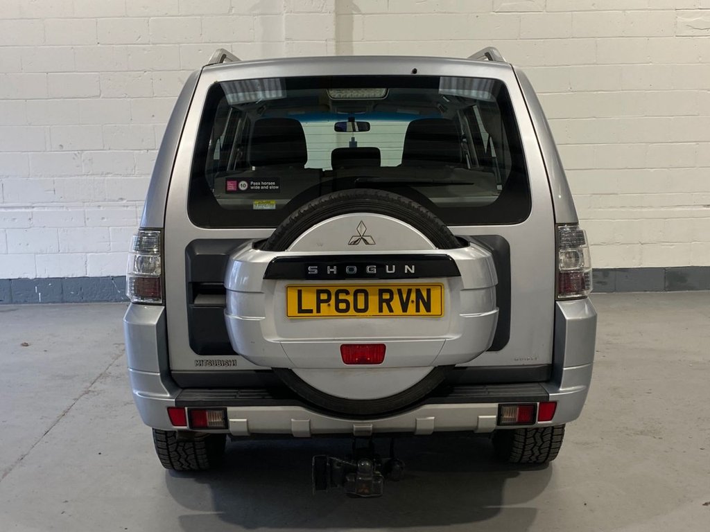 Used Mitsubishi Shogun 2010 for sale - 77780097: Photo 9