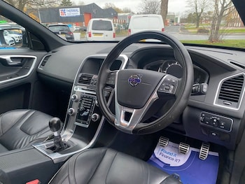 Used Volvo XC60 2016 for sale - 76768518: Photo