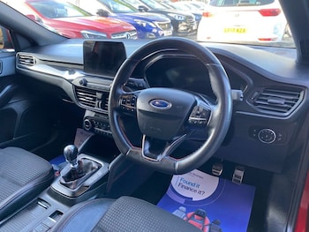 Used Ford Focus 2020 for sale - 78351034: Photo