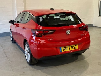 Used Vauxhall Astra 2017 for sale - 76604698: Photo