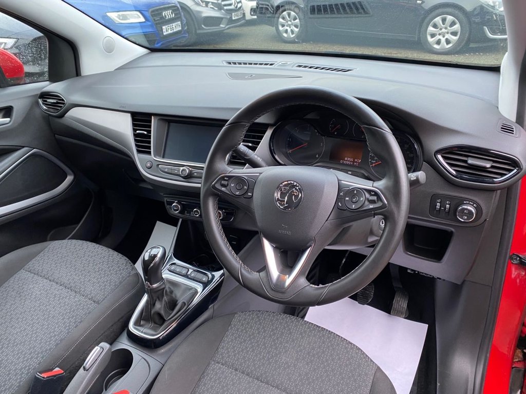 Used Vauxhall Crossland X 2018 for sale - 77302361: Photo 2