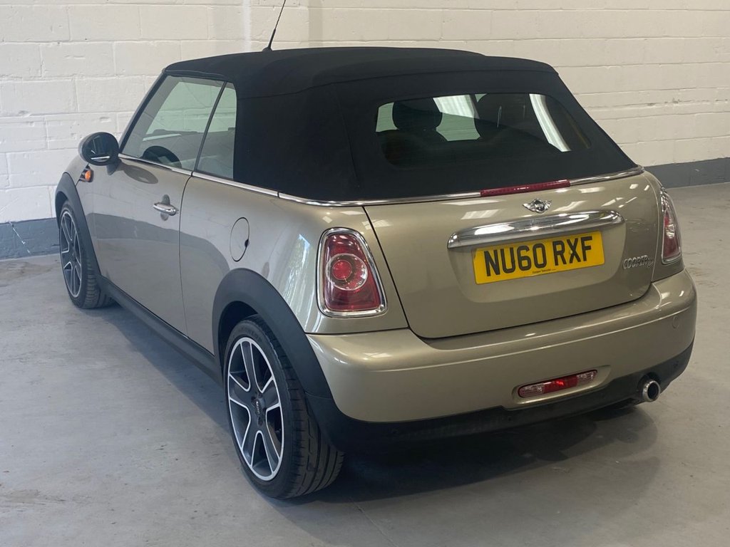 Used MINI Convertible 2010 for sale - 76768032: Photo 16