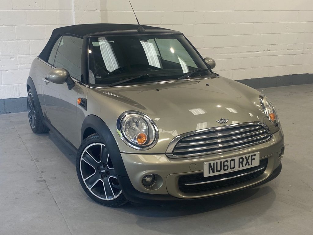 Used MINI Convertible 2010 for sale - 76768032: Photo 2