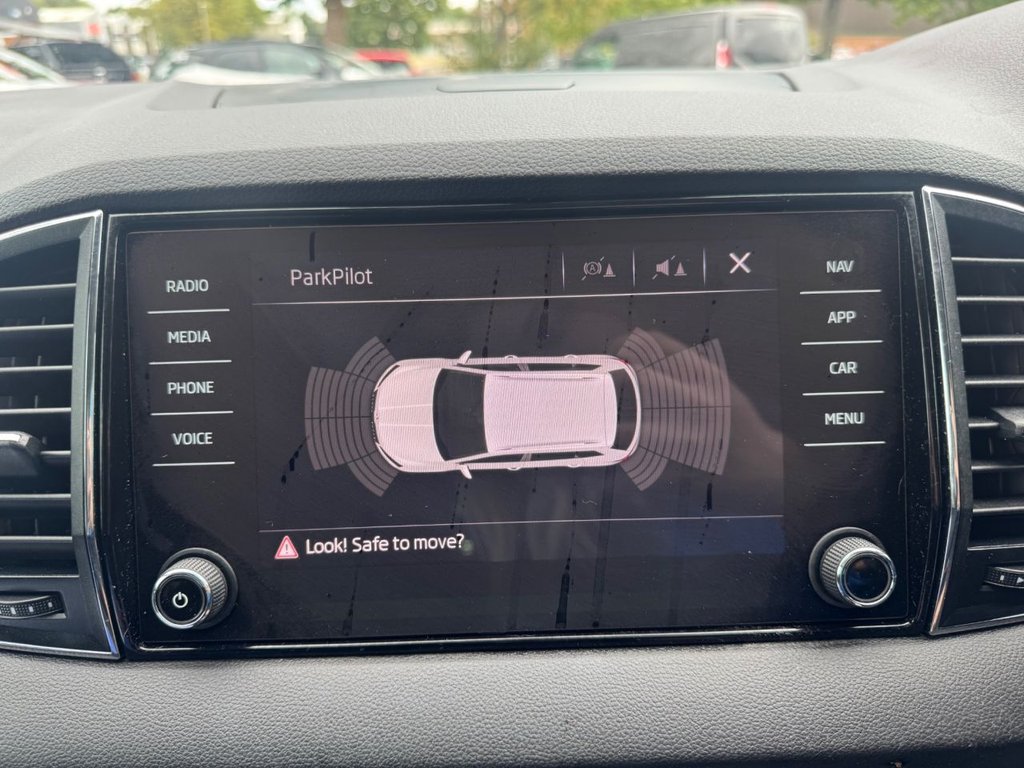 Used Skoda Karoq 2018 for sale - 76604455: Photo 14