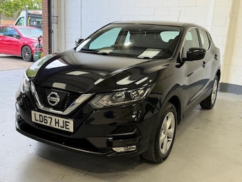 Used Nissan Qashqai 2017 for sale - 79462425: Photo