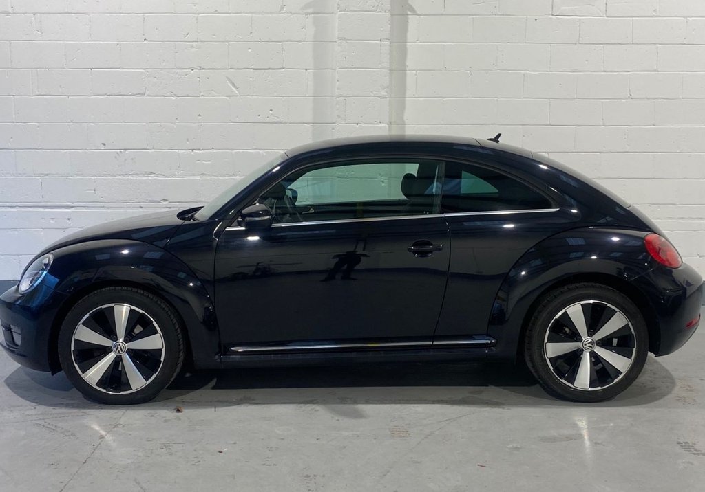 Used Volkswagen Beetle 2015 for sale - 76604511: Photo 8