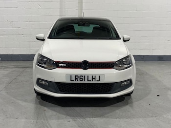 Used Volkswagen Polo 2011 for sale - 76841190: Photo