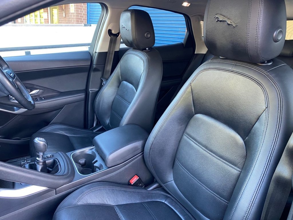 Used Mercedes-Benz SLK 2015 for sale - 76604494: Photo 15