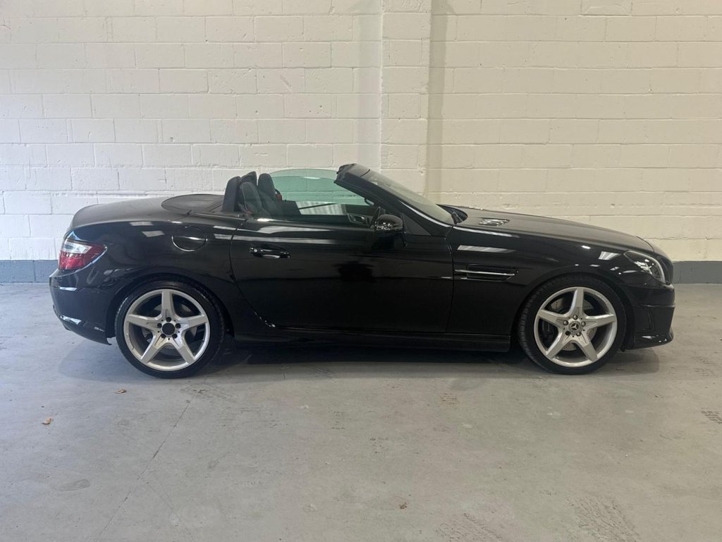 Used Mercedes-Benz SLK 2015 for sale - 76604494: Photo 7