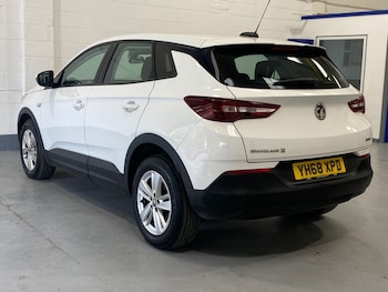 Used Vauxhall Grandland X 2018 for sale - 79288676: Photo