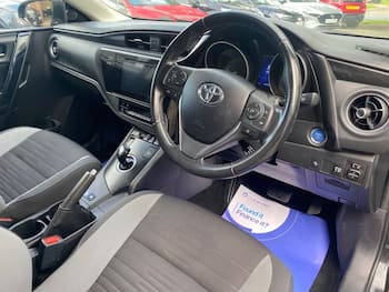 Used Toyota Auris 2017 for sale - 79856903: Photo