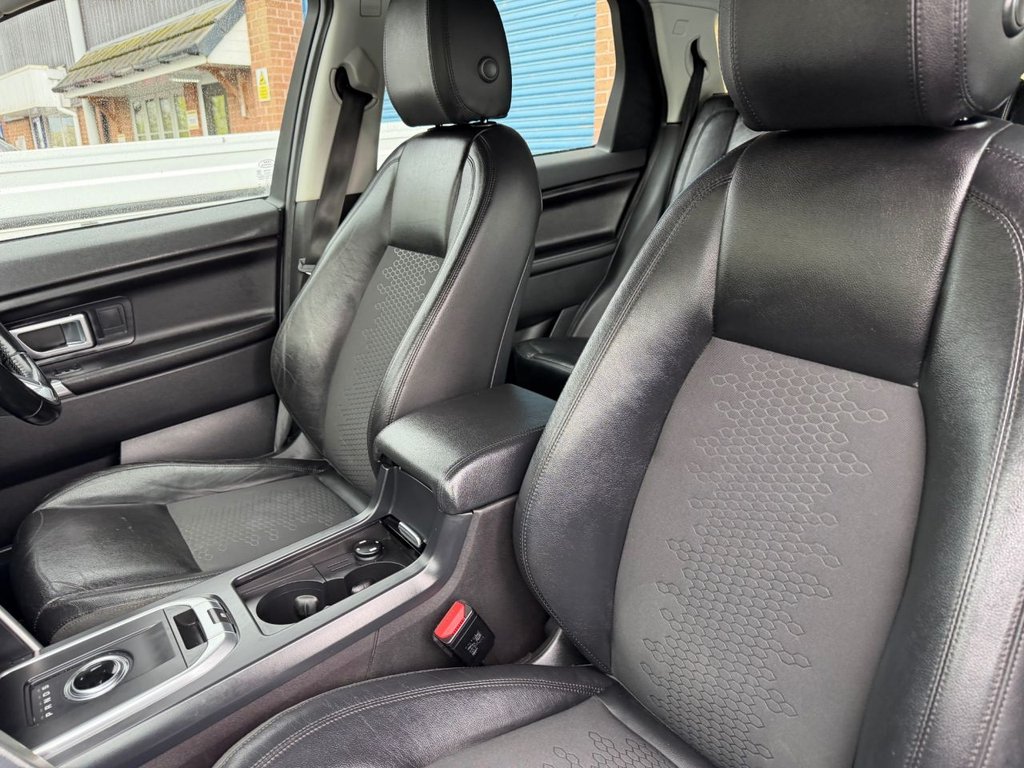 Used Land Rover Discovery Sport 2017 for sale - 78181898: Photo 17