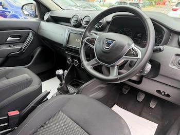 Used Dacia Duster 2019 for sale - 79089720: Photo