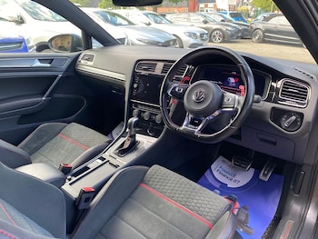 Used Volkswagen Golf 2017 for sale - 78672823: Photo