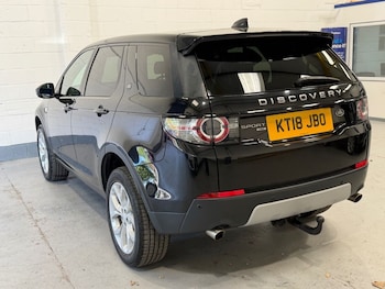 Used Land Rover Discovery Sport 2018 for sale - 79210309: Photo