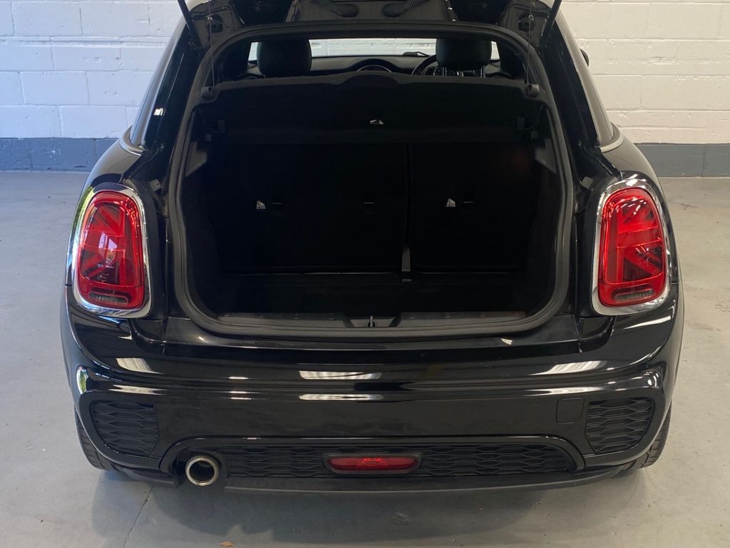 Used MINI Hatch 2019 for sale - 76604374: Photo 12