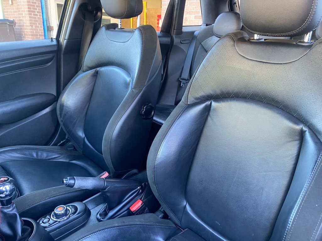 Used MINI Hatch 2019 for sale - 76604374: Photo 17