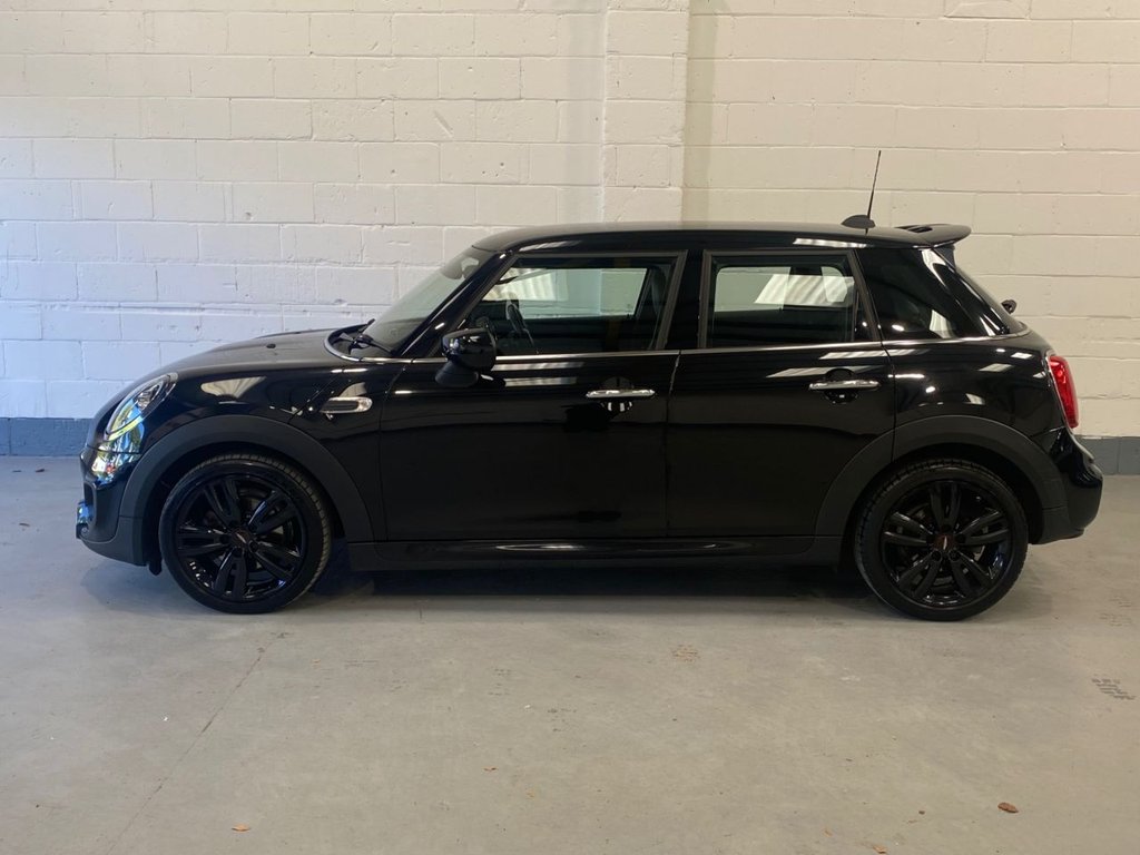 Used MINI Hatch 2019 for sale - 76604374: Photo 9