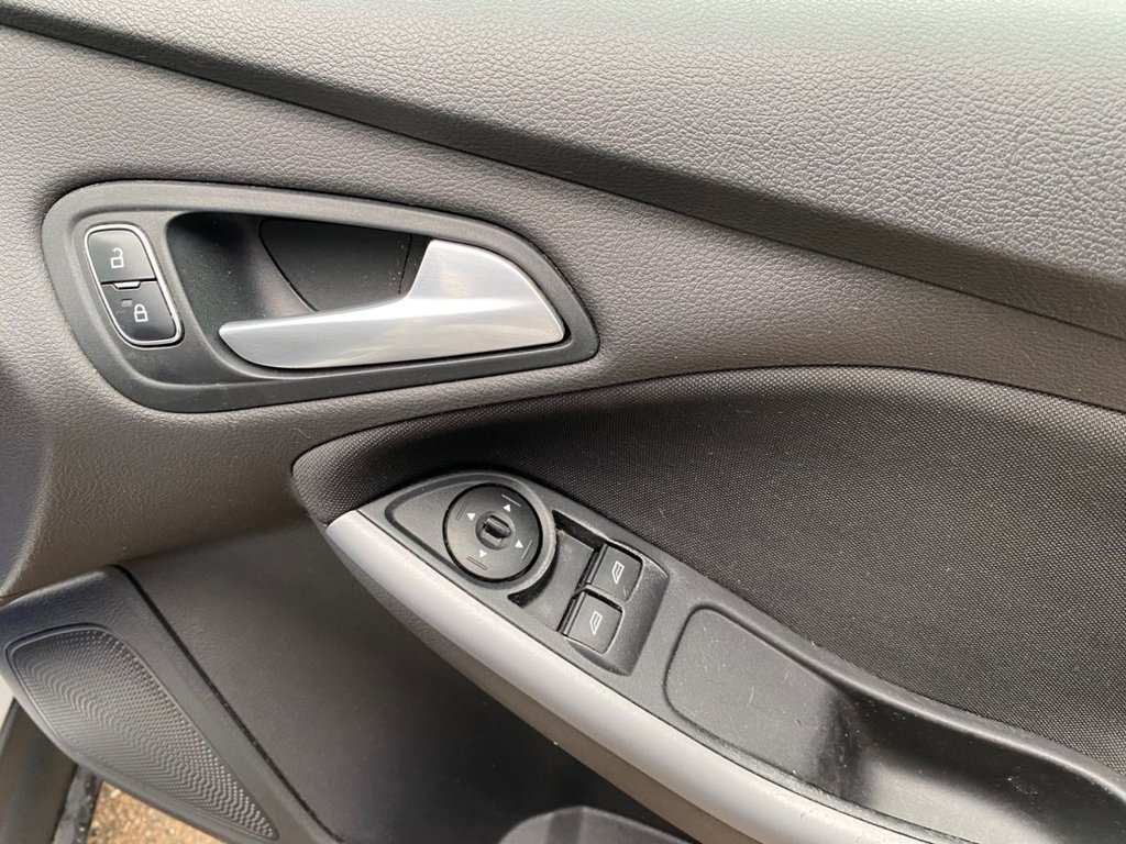 Used Ford Focus 2015 for sale - 76711400: Photo 13
